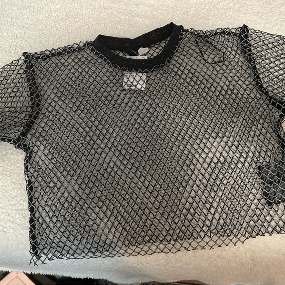 H&M Mesh Tops - Picture 2 of 4